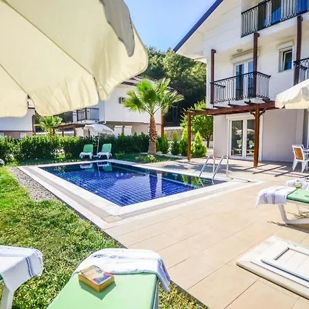 Ahatli Sleeps 6 Pool Air Con * Овачик