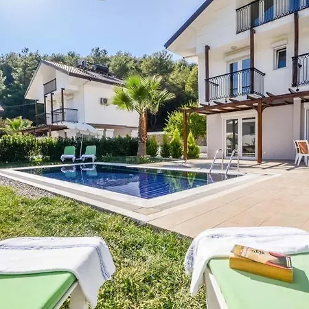 Ahatli Sleeps 6 Pool Air Con فيلة *